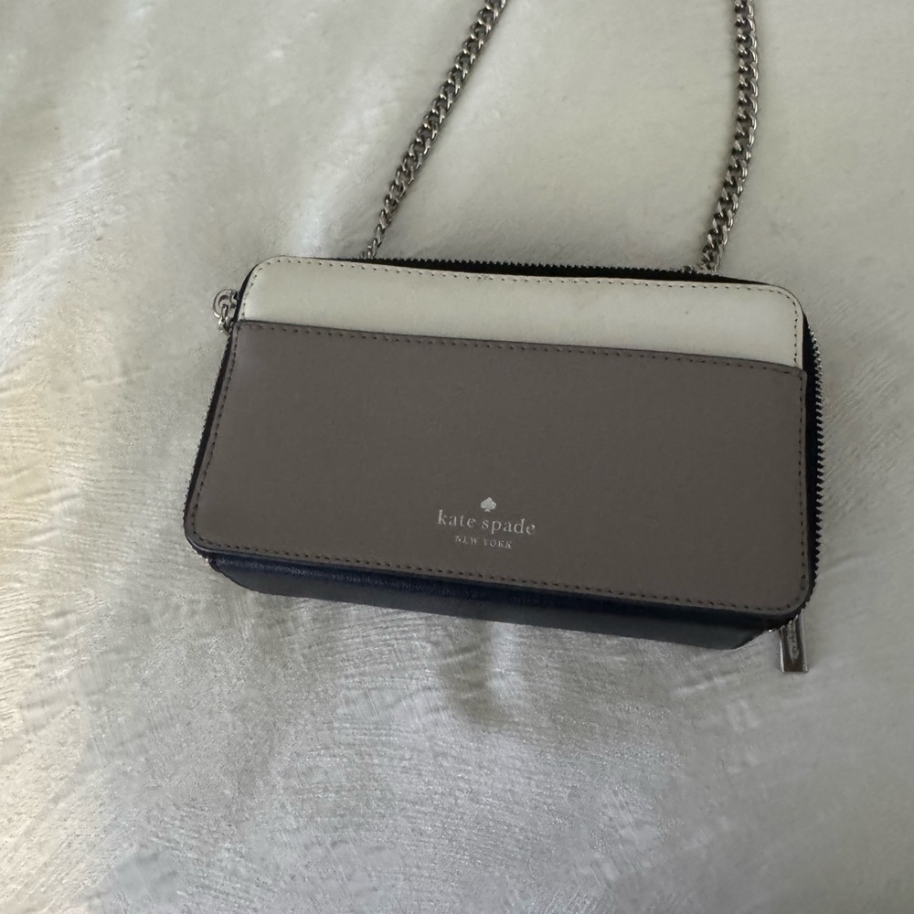Kate Spade Gray and White Crossbody Bag Modern Minimalist Design